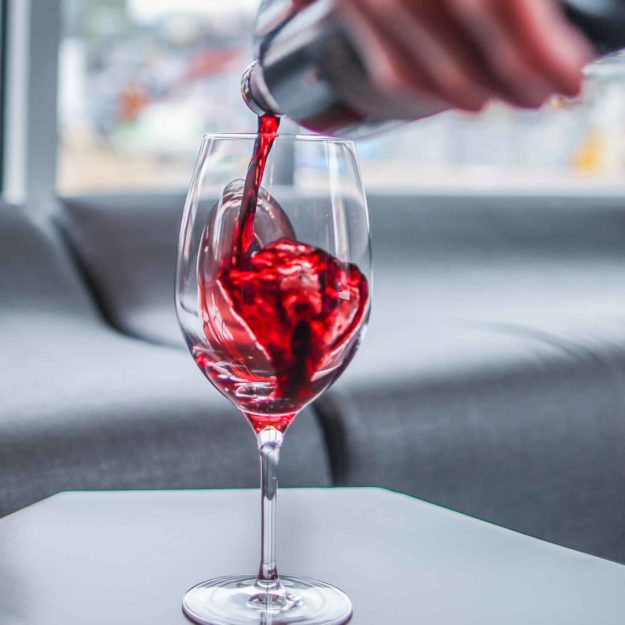 Decantare aerare ossigenare frigo vino datron